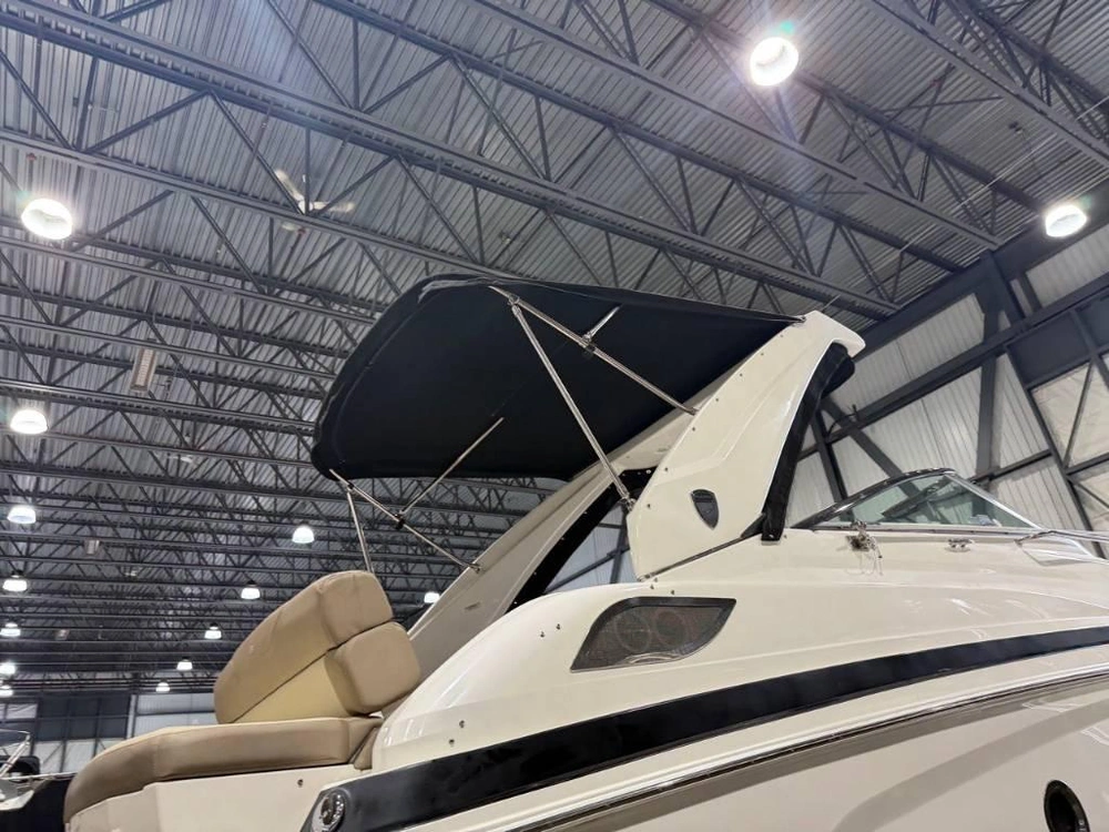 Regal 28 Express 2013 alt