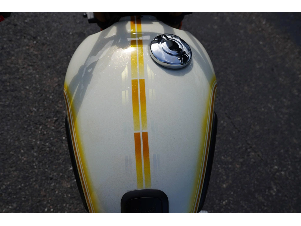 2025 Triumph Tt Custom Speed 400 alt