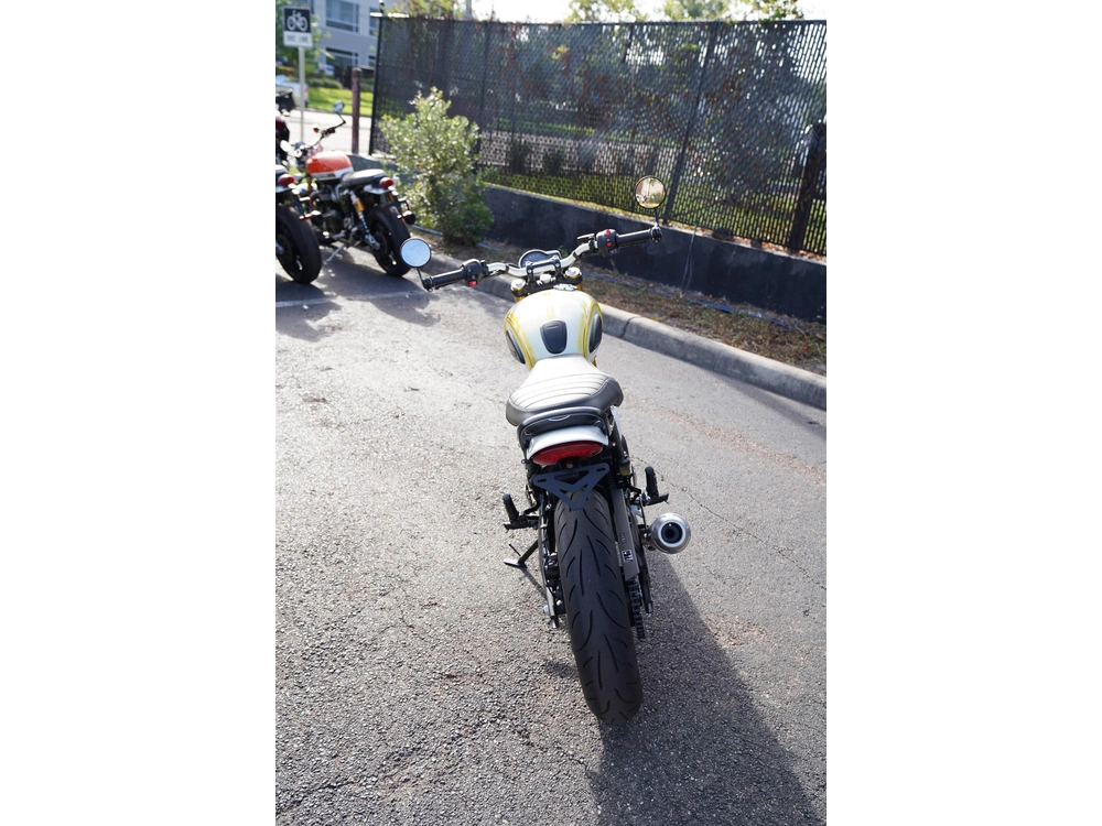 2025 Triumph Tt Custom Speed 400 alt