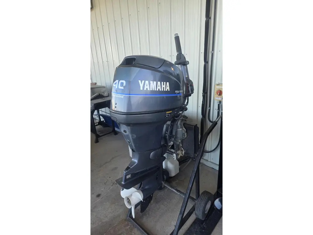 2000 Yamaha short shaft 40 remote