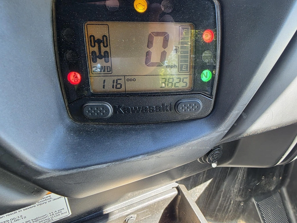 2015 Kawasaki Teryx2 800 alt