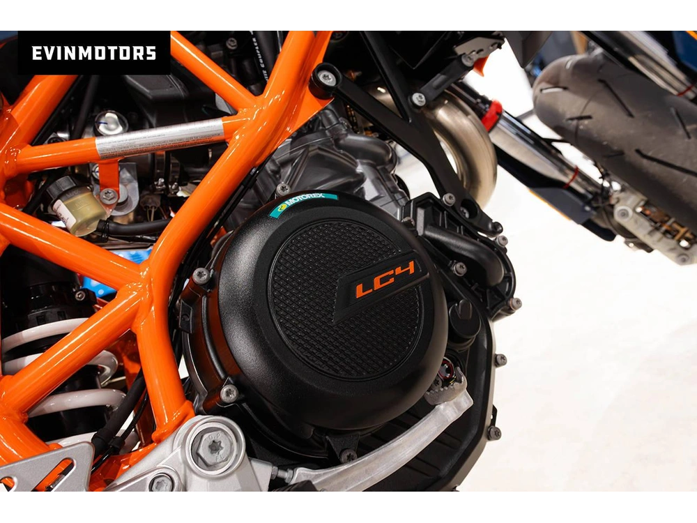 2026 Ktm 690 Smc R