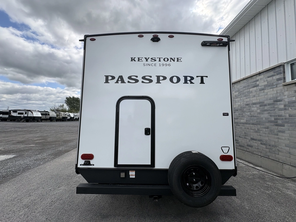 Passport 2220bh 2027 alt