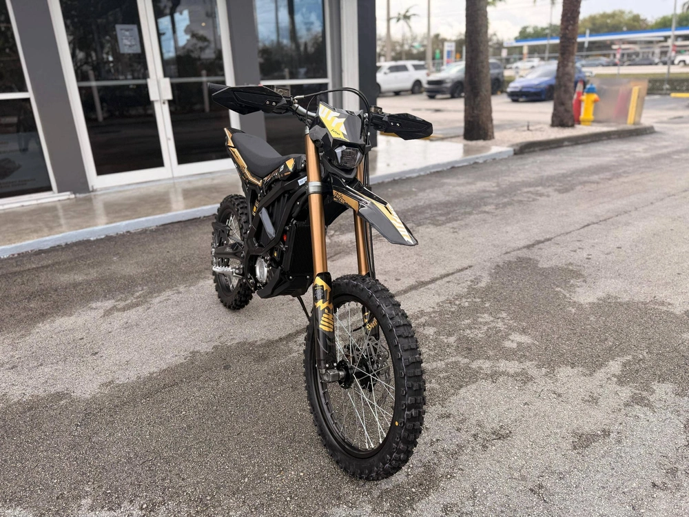 2025 Surron Ultra Bee T Na