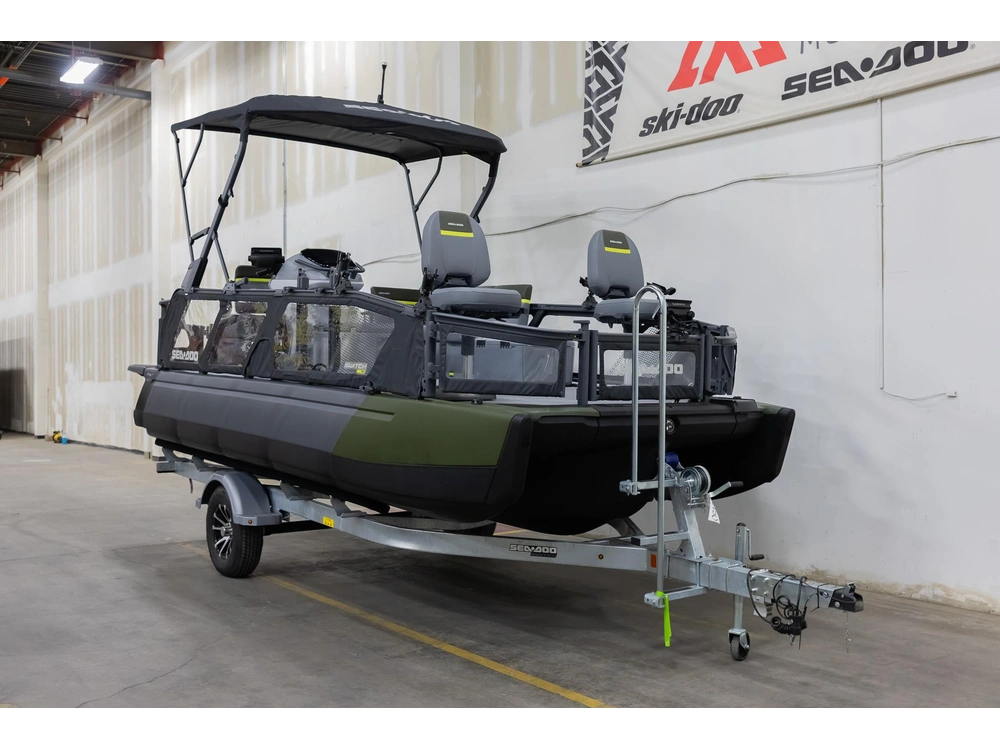 2026 Sea-doo Switch Fish 21 300hp 54tb alt