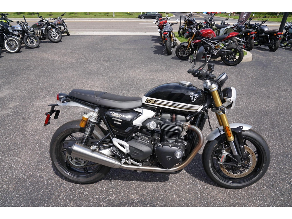 2025 Triumph Speed Twin 1200 Rs alt