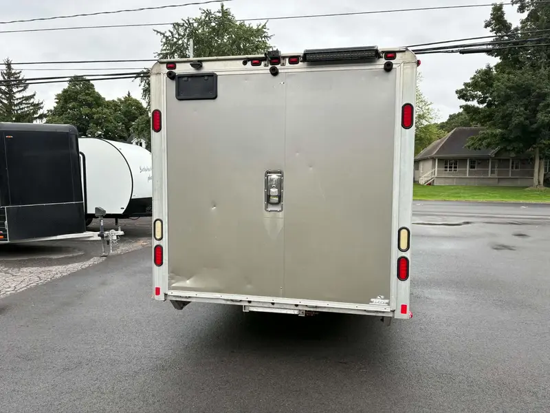 Triton PRESTIGE 22 **ENTIEREMENT ALUMINIUM!!** 2012