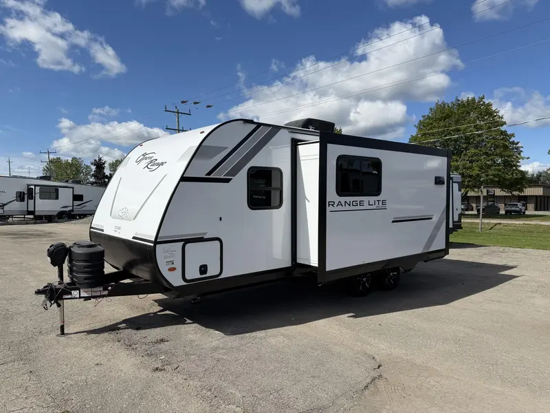 2027 Open Range Range Lite 211rkm alt