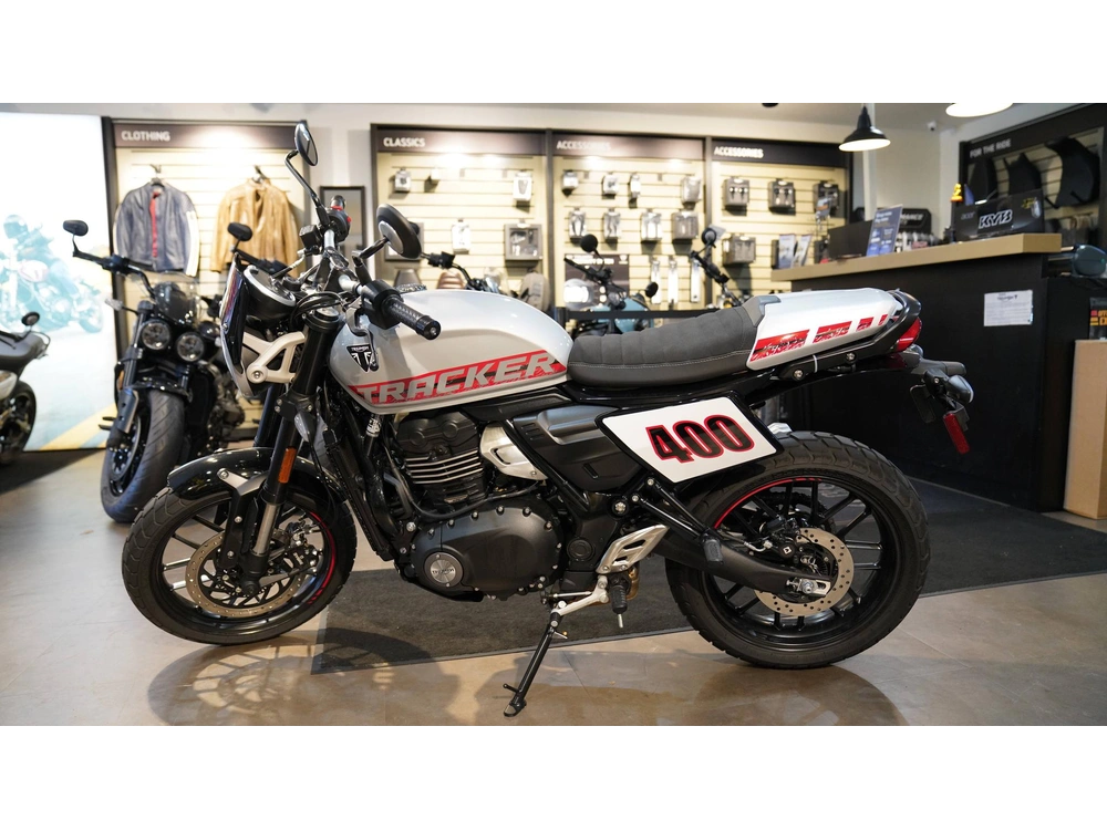 2027 Triumph Street Tracker 400 alt