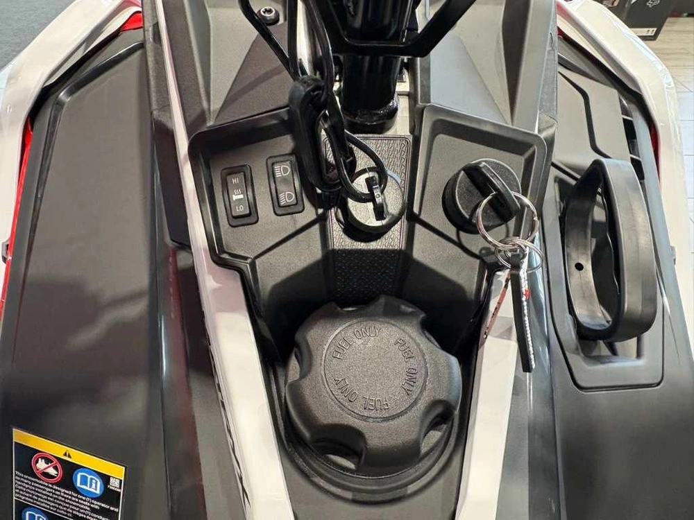 2027 Polaris 850 Rmk Sps 155 alt