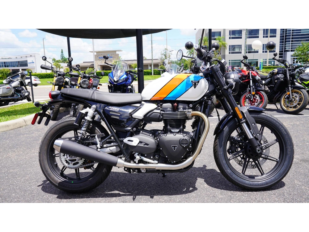 2026 Triumph Speed Twin 900 alt