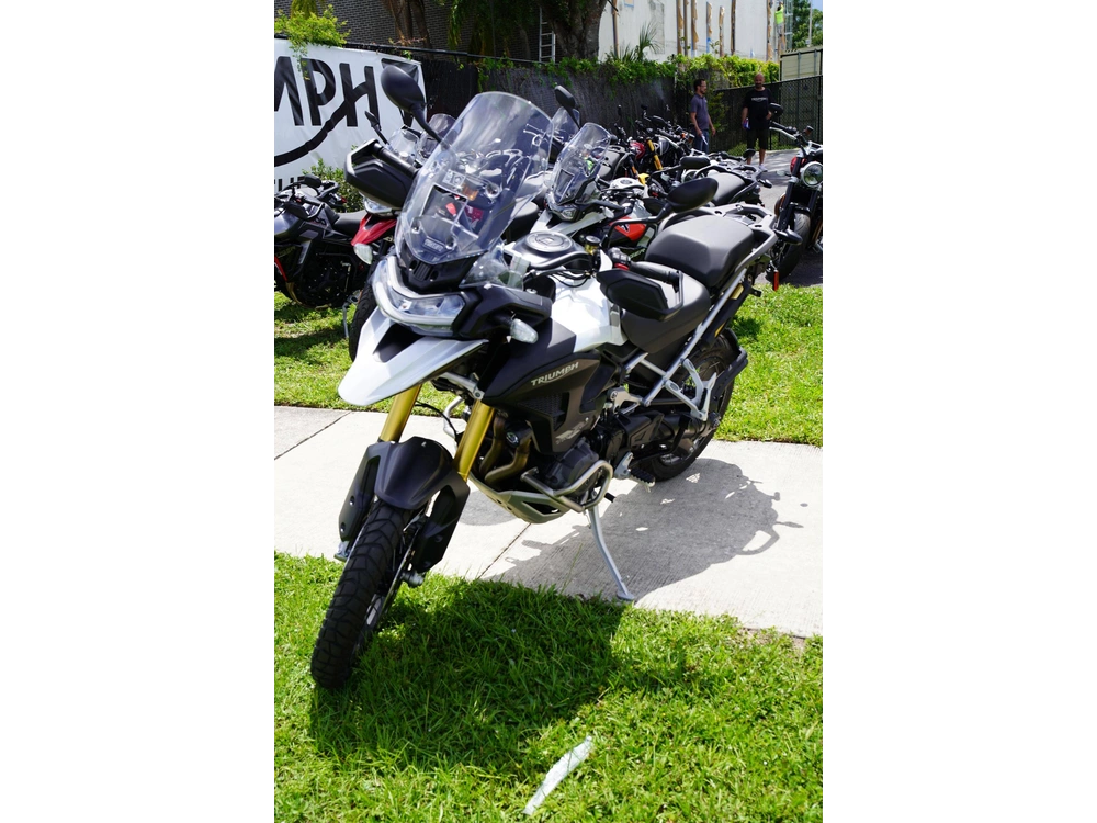 2023 Triumph Tiger 1200 Rally Pro alt