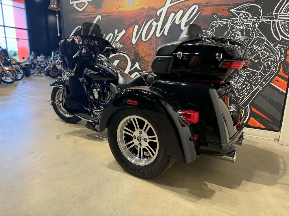 Harley-davidson Triglide Ultra Flhtcutg 2024 alt