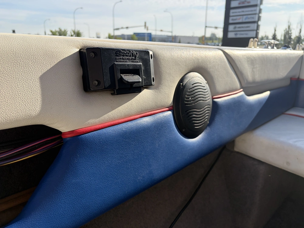 1993 Bayliner Classic
