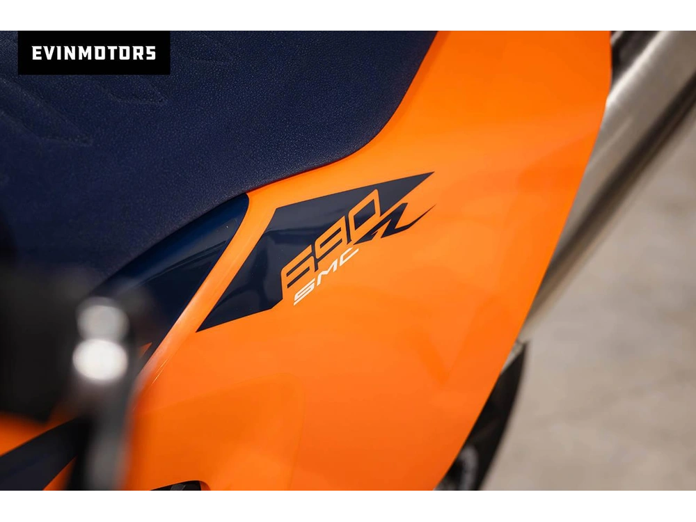 2026 Ktm 690 Smc R