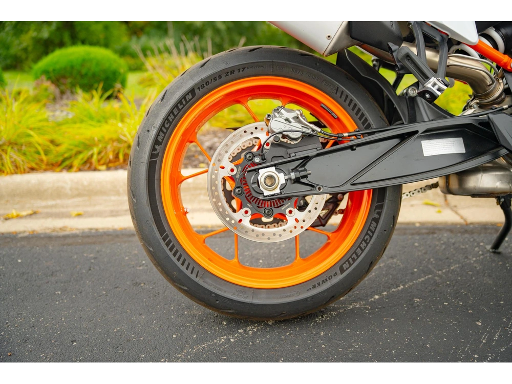 2024 Ktm 890 Smt alt