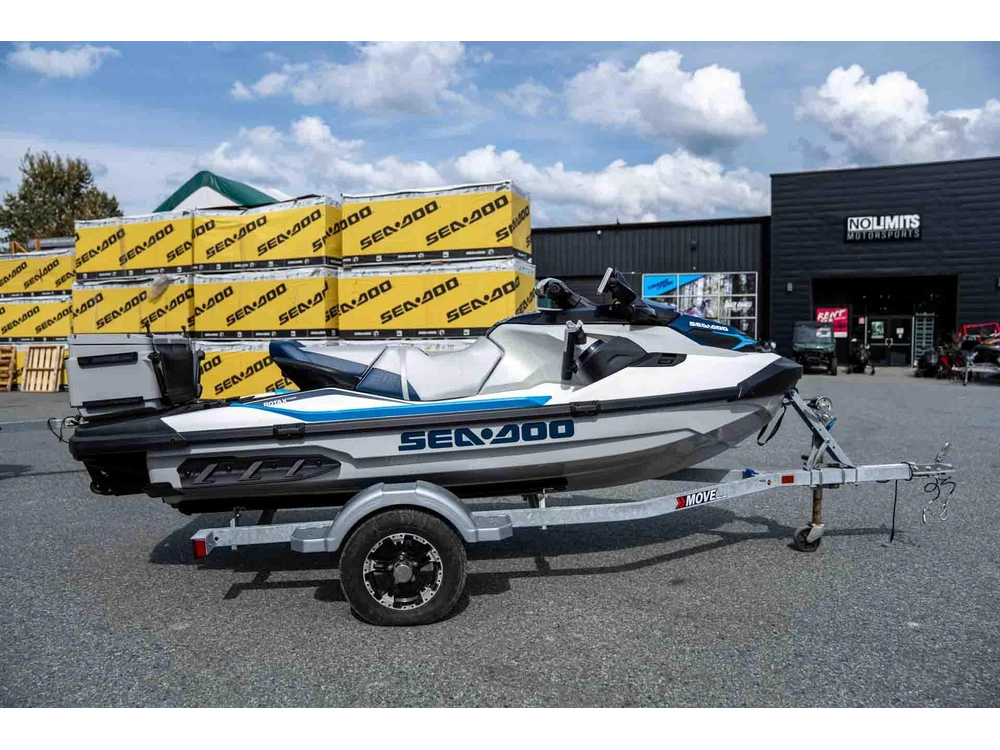 2023 Sea-doo Fishpro Sport 170 With Audio (white/blue) alt
