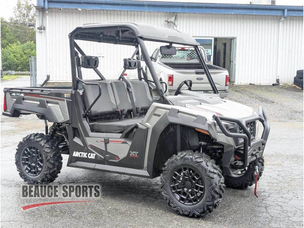 Arctic Cat Prowler Xt 2027 Utv Polyvalent Travail Loisir Sentier Chasse Bois Benne Basculante Toit Treuil Équipé Neuf Defender Ranger Pioneer Mule Wolverine Uforce 2027 alt