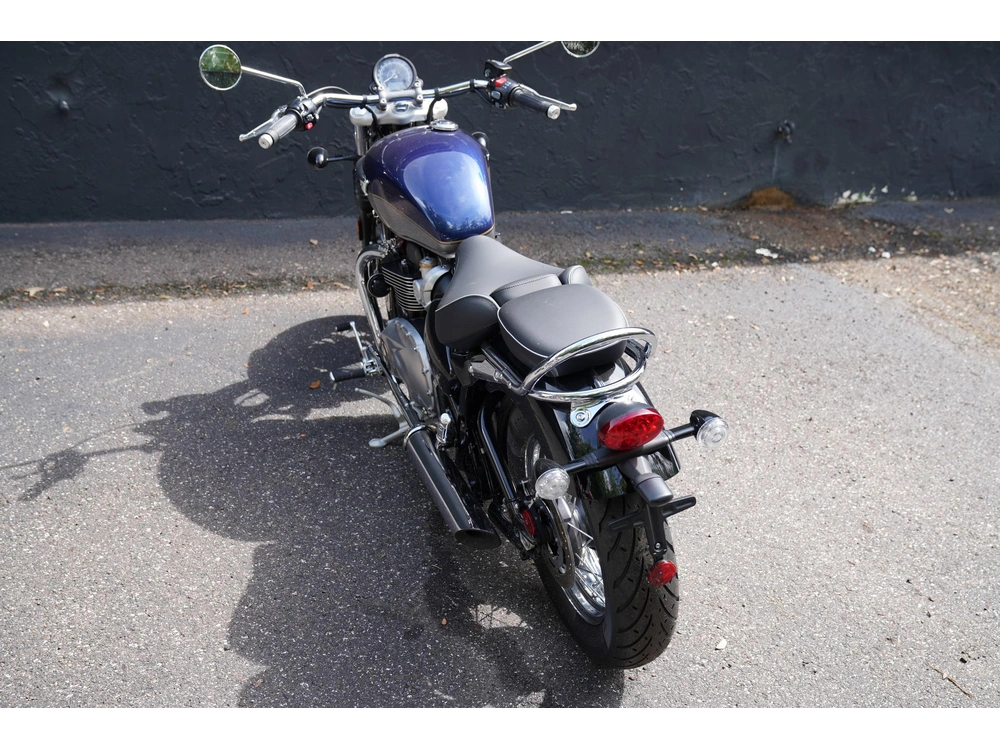 2025 Triumph Bonneville Speedmaster alt