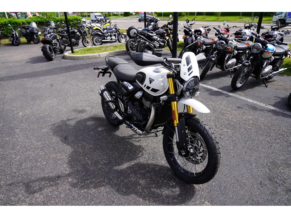 2026 Triumph Scrambler 400 Xc alt