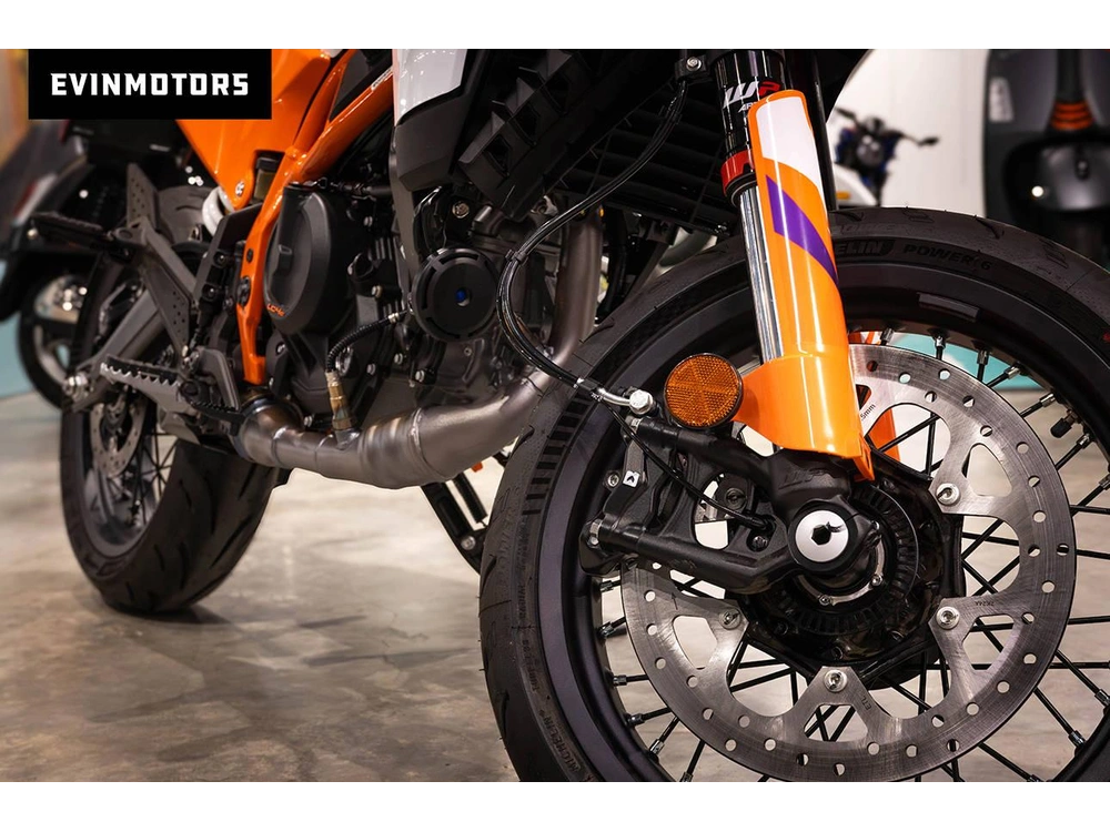2025 Ktm 390 Smc R