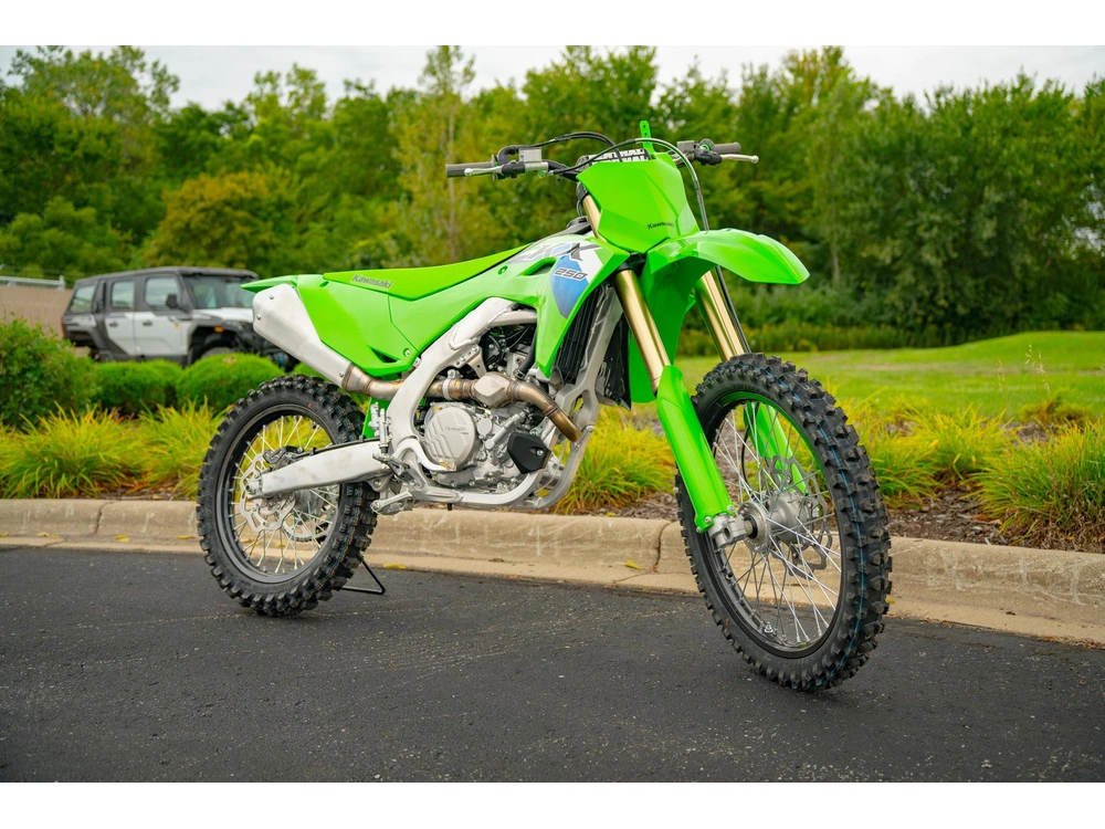 2026 Kawasaki Kx™250 alt