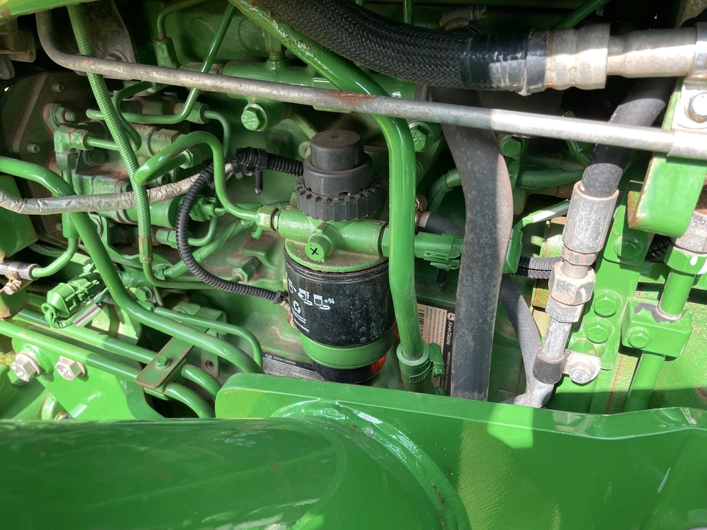 2021 John Deere 5075e alt
