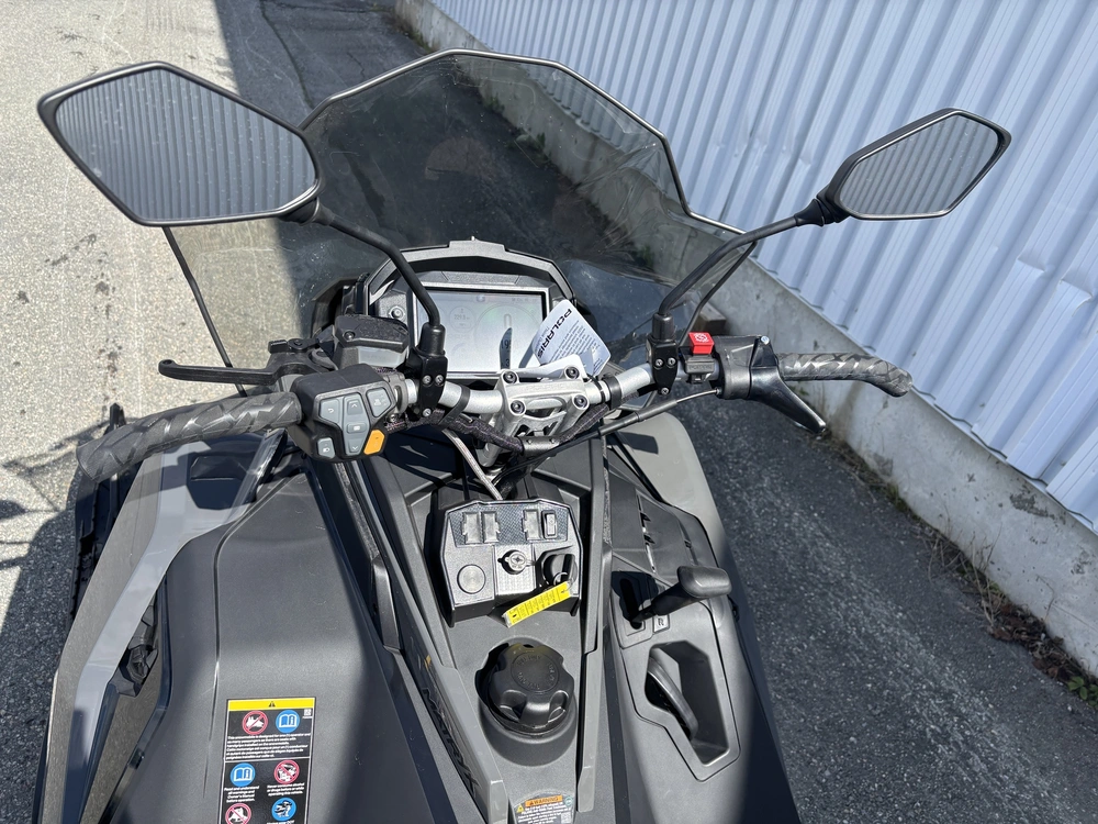 2025 Polaris Titan® 650 Adventure 155 (1.8-inch) alt