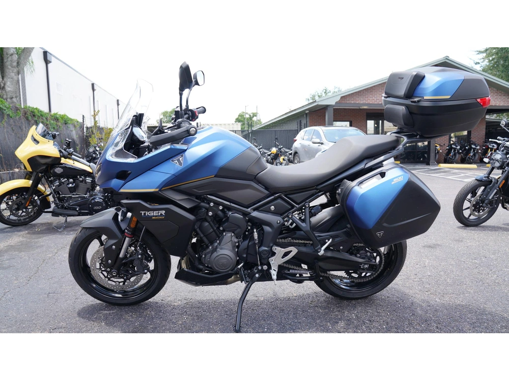 2026 Triumph Tiger Sport 800 Tour alt