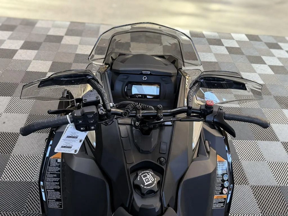 2027 Ski-doo Mxz Adrenaline 850 E-tec alt