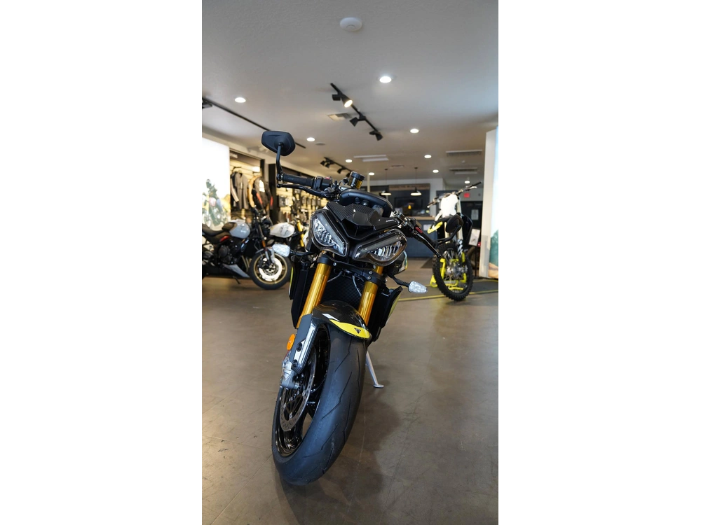 2026 Triumph Street Triple Moto2 Edition Rx alt