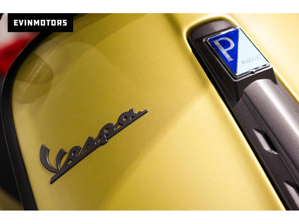 2025 Vespa Primavera 150
