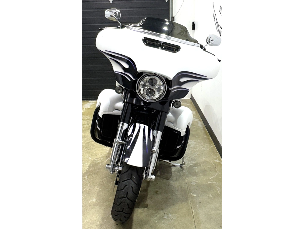 Harley-davidson Street Glide Cvo 2016 alt