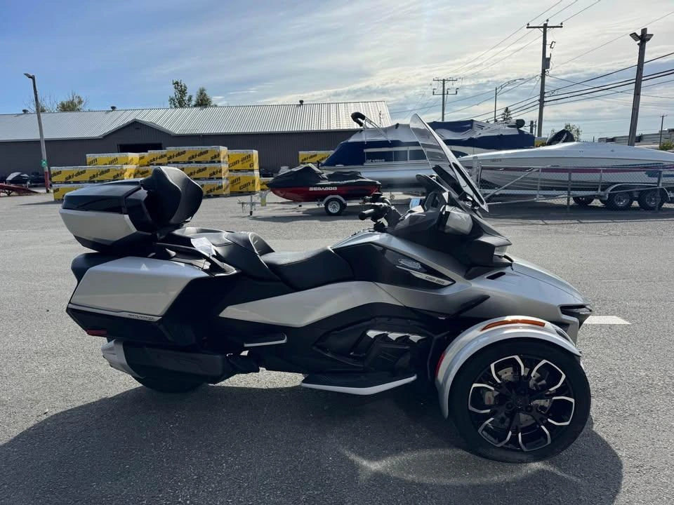 Can-am Rt Limited 2022 alt