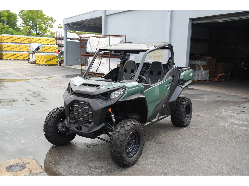 2023 Can-am Ssv Com Dps 700