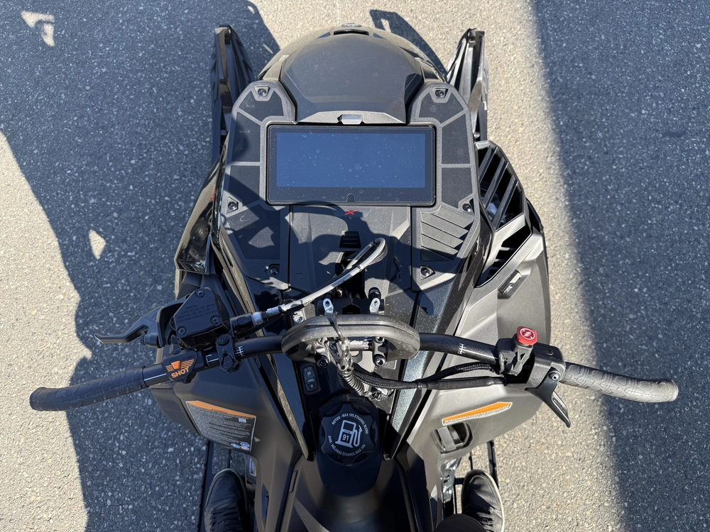 2026 Ski-doo Summit X 154 850 E-tec Turbo R Powdermax Ultra-light Flexedge 3.0' Shot W/ 10.25' Touchscreen alt