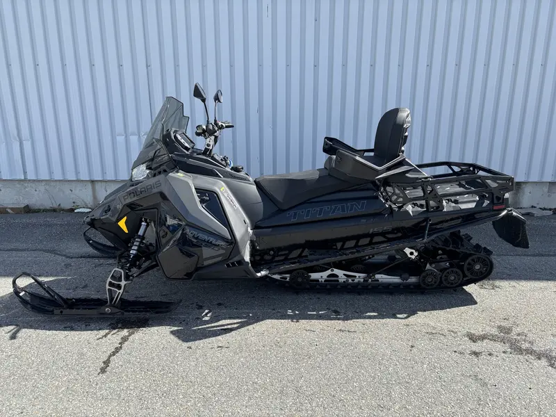 2025 Polaris TITAN 650 Adv 155 (1.8-Inch) DEMO