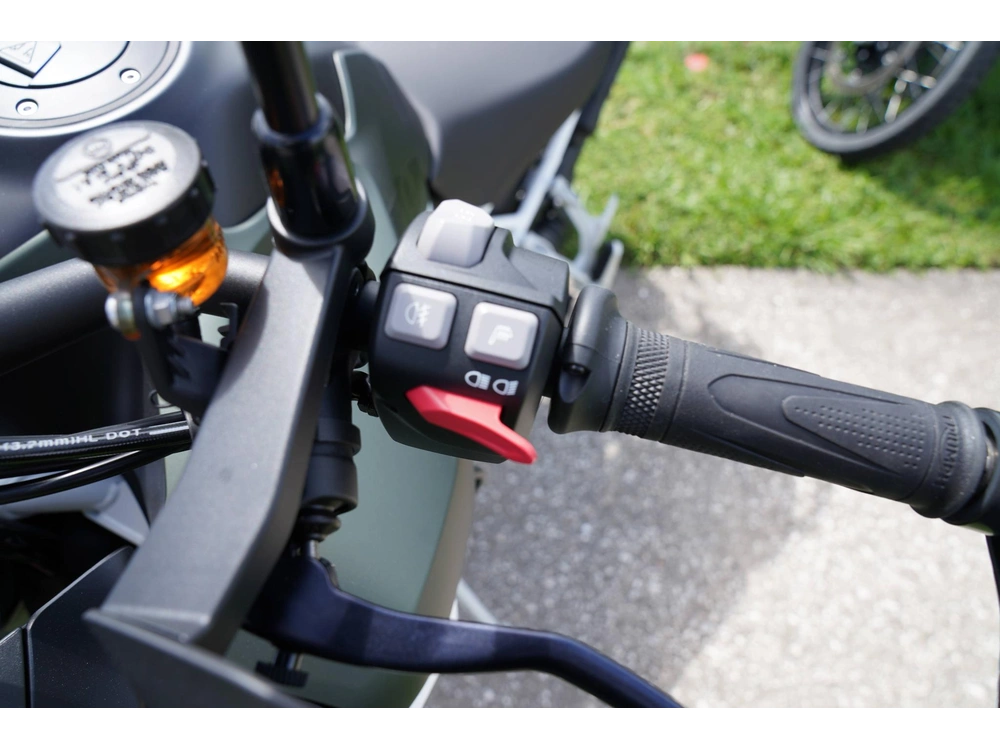 2024 Triumph Tiger 1200 Rally Pro alt