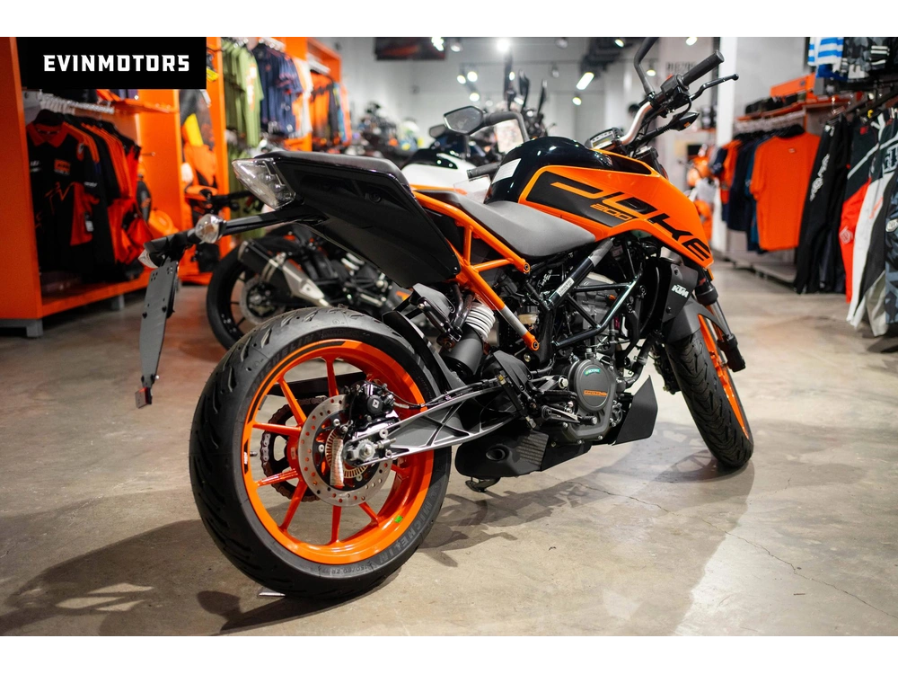 2023 Ktm 200 Duke
