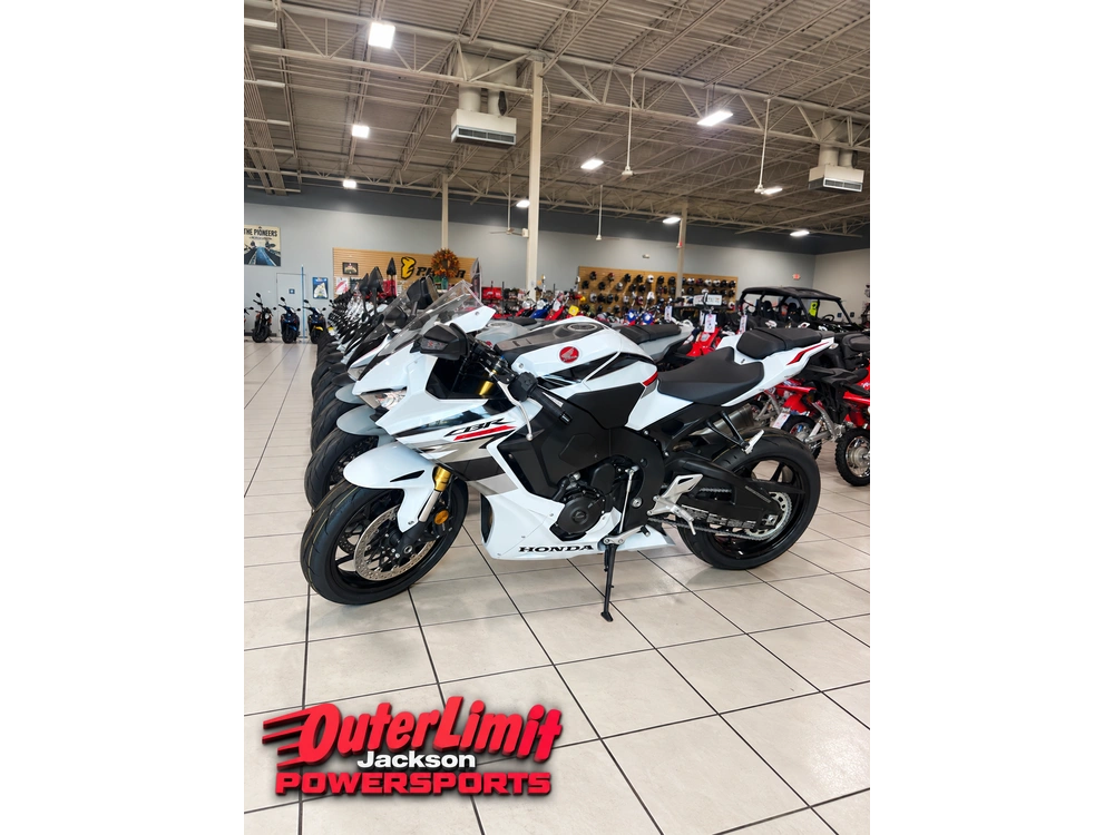 2026 Honda Cbr10rrt Wh 2026