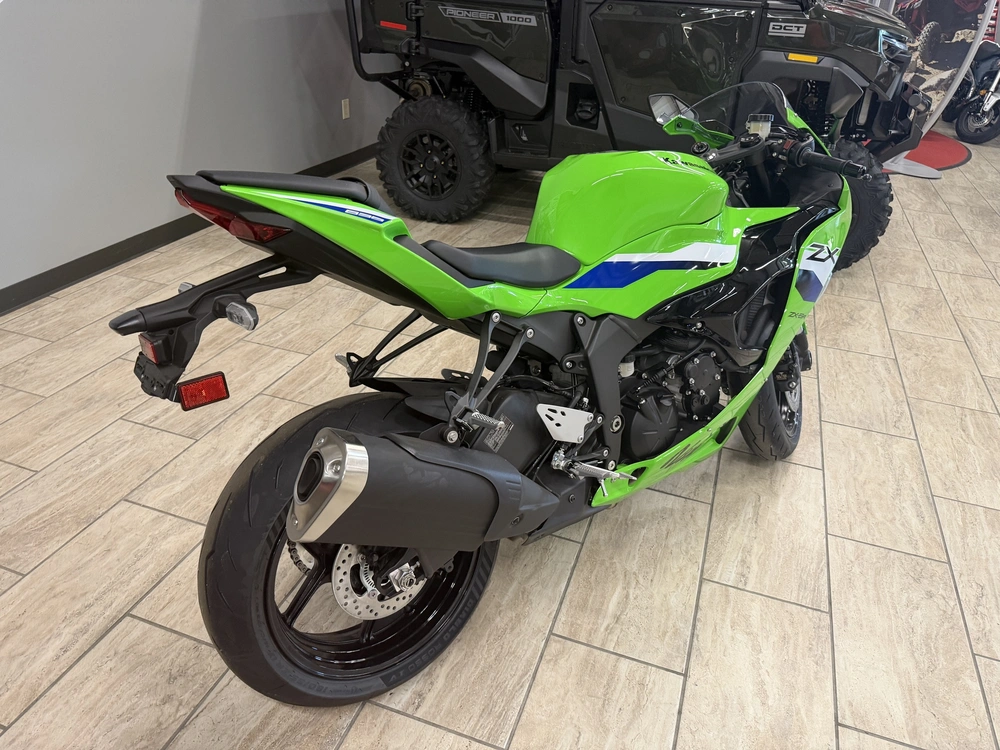 2026 Kawasaki Ninja® Zx™-6r Base
