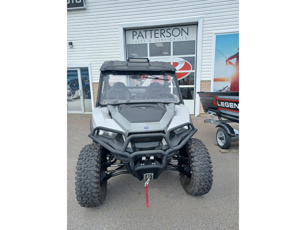 2024 Polaris General Xp 1000 alt