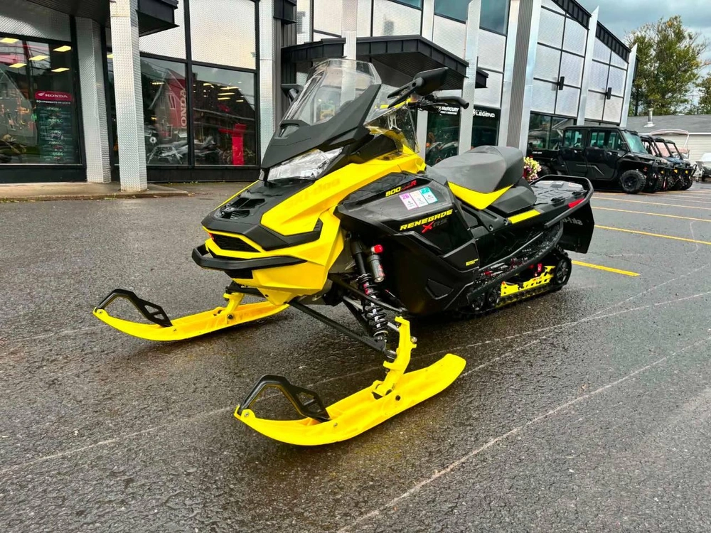 Ski-doo Renegade Xrs 900ace Turbo Used 2022 alt