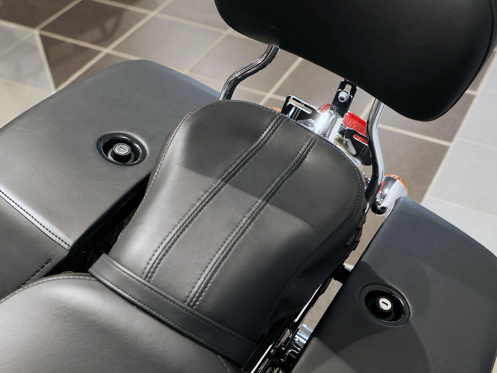 Harley-davidson Heritage Flhcs 2024 alt