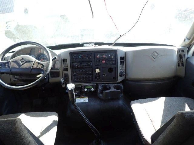 International 7600 2010