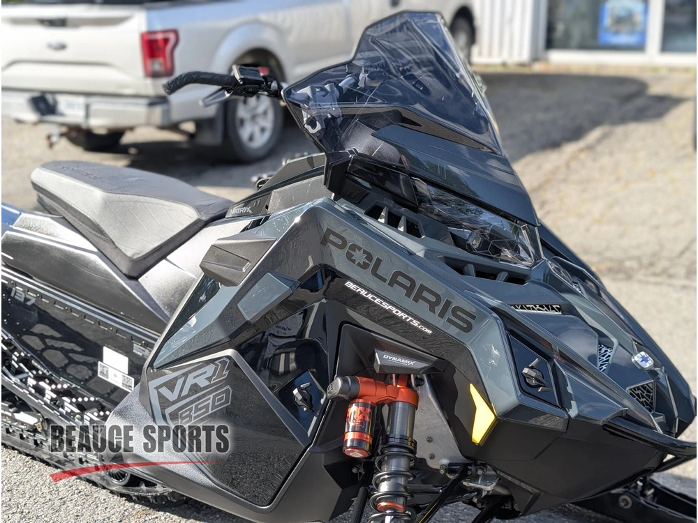 Polaris Indy Vr1 137 850 Dynamix Motoneige Sentier Performance Trail Confort Suspension Adaptative Longue Distance 2 Temps Puissance Mint Garantie Mxz Renegade Zr Sidewinder Switchback 2026 alt