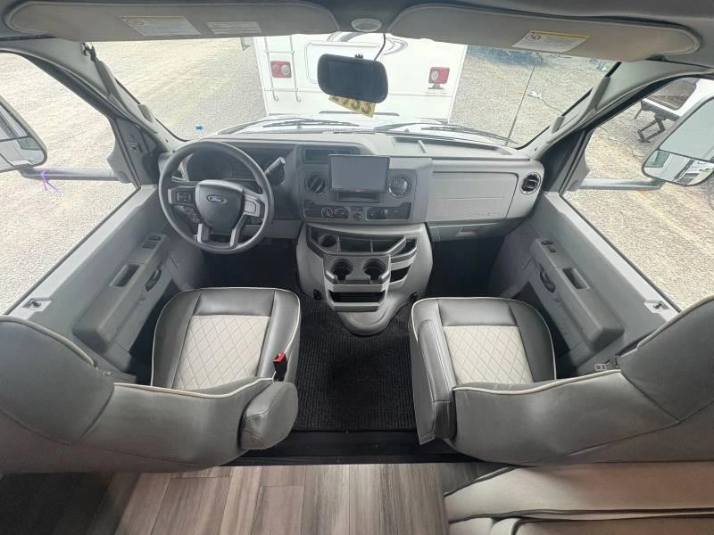 Forest River Sunseeker 3050s 2023 alt