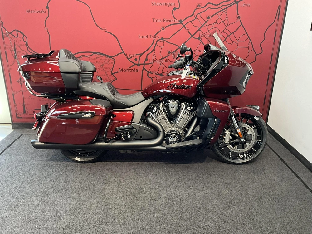 Indian Motorcycle Pursuit Dark Horse + 112 + Powerband Audio Package 2026 alt