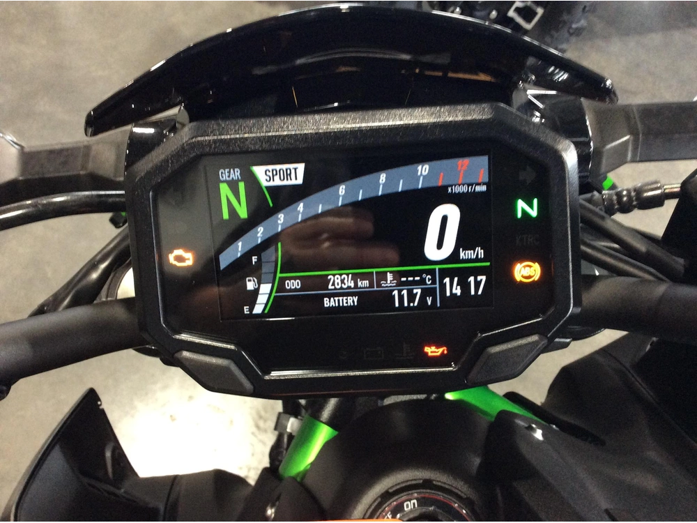 Kawasaki Z900 Abs 2023 alt
