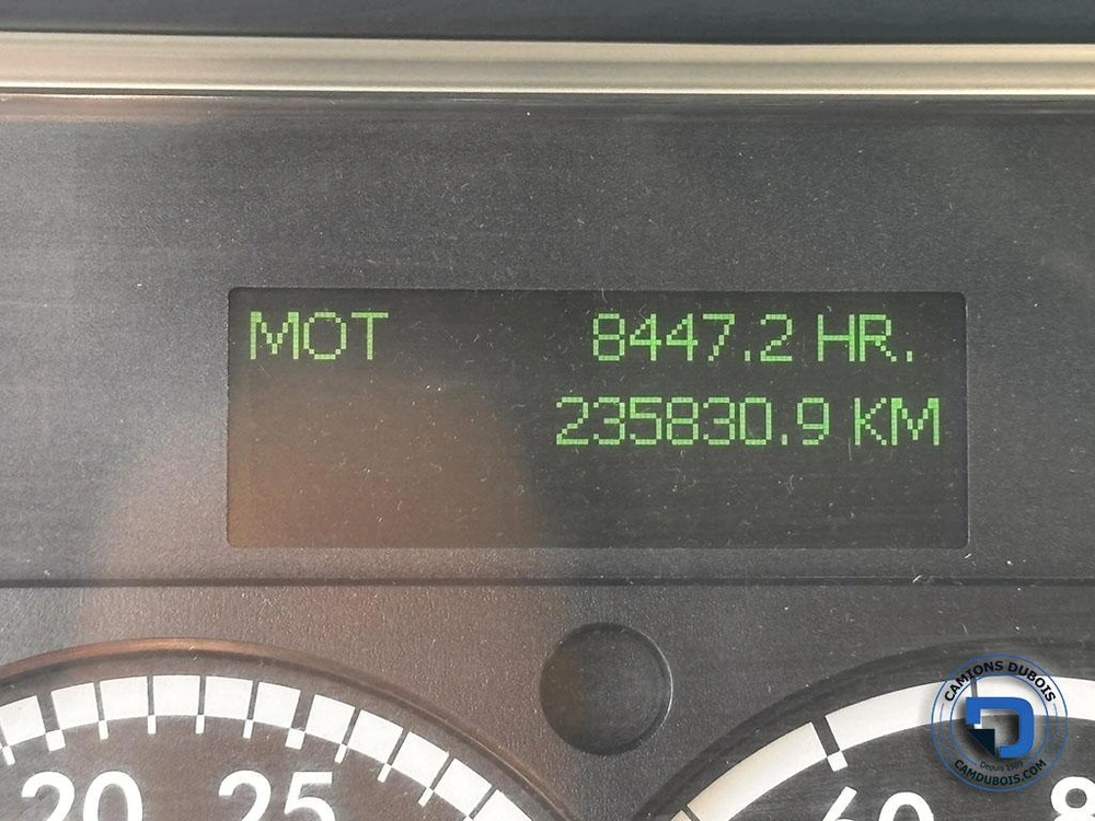 Freightliner 114sd 2022 alt